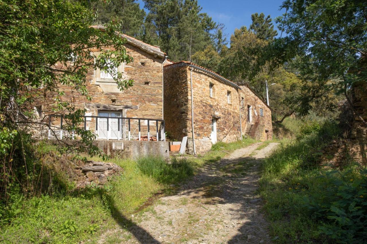 Pensjonat Cavalo De Xisto - Turismo Rural, Lda. Almaceda Zewnętrze zdjęcie